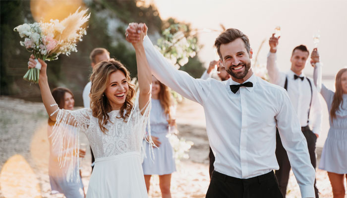  This-couple-used-a-personal-loan-to-have-the-wedding-of-their-dreams and improve their credit. 